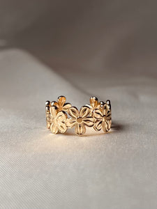 Daisy ring